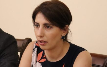 «Власть отлично понимала, что арцахские армяне откажутся от азербайджанских паспортов, они должны были быть готовы к этому потоку». София Овсепян