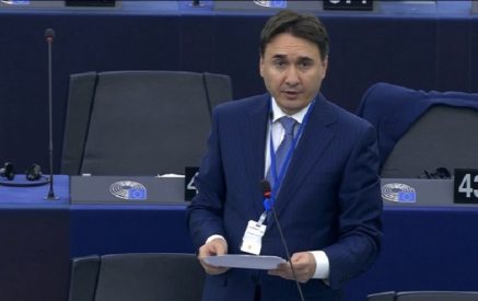 Чтобы пресечь распространение правого экстремистского радикализма, Совет Европы должен выполнить свою крайне важную домашнюю работу по самоочищению и прекращению членства авторитарных государств. Армен Геворкян