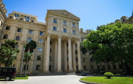 МИД Азербайджана. «Переселение армянских жителей из Карабаха в Армению было их личным решением и не имеет ничего общего с принудительным переселением»