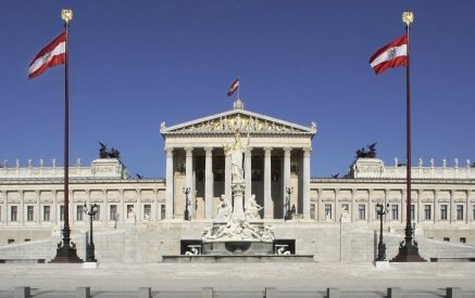 Парламент Австрии единогласно принял резолюцию, осуждающую этническую чистку, проводимую Азербайджаном против народа Нагорного Карабаха