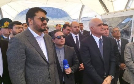 Связь между Азербайджаном и Нахичеваном будет установлена ​​через территорию Ирана, по новым мостам. Заместитель премьер-министра Азербайджана