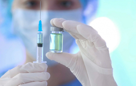 Разработчикам мРНК-вакцин против COVID-19 присуждена Нобелевская премия по медицине. Euronews