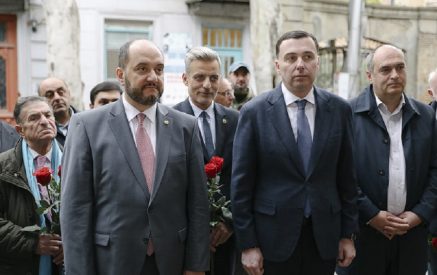Араик Арутюнян в Тбилиси присутствовал на церемонии открытия мемориальной доски Араму Хачатуряну