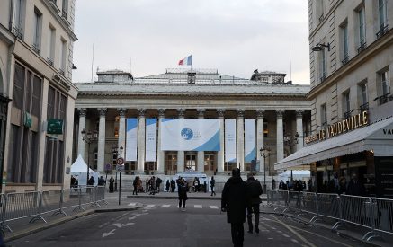 Пашинян принял участие в церемонии открытия 6-го Парижского форума мира