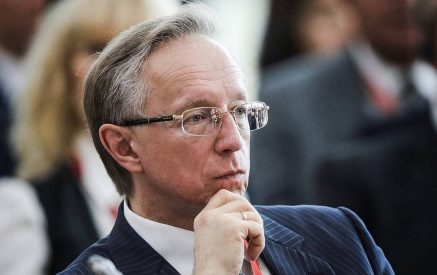 Россия обсуждает с Азербайджаном вопрос продолжения присутствия миротворцев в Нагорном Карабахе. Галузин