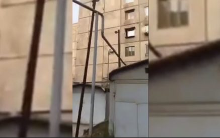 На видео азербайджанский эксперт утверждает, что тайно находился в Ереване и снимал видео