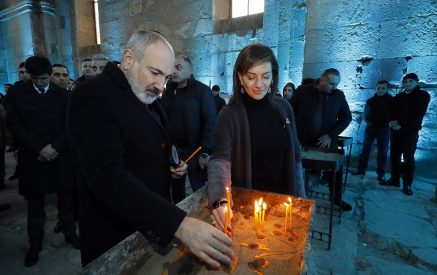 Никол Пашинян вместе с супругой присутствовал на рождественском концерте в церкви Св. Григория в Аруче