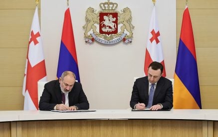 Никол Пашинян и Ираклий Гарибашвили подписали декларацию об установлении стратегического партнерства между Республикой Армения и Грузией