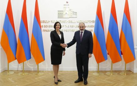 Пашинян отметил важность визита госпожи Пекаровой в нашу страну и подчеркнул важность непрерывного развития армяно-чешских отношений