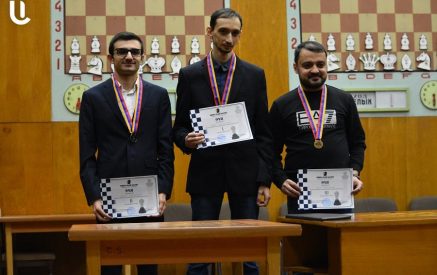 Награждены чемпионы и медалисты Армении по шахматам