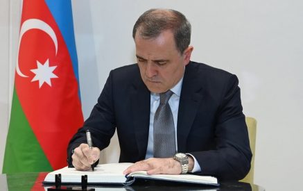Джейхун Байрамов. «Мы получили от Армении очередной пакет предложений по мирному договору»