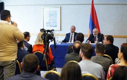 Никол Пашинян провел встречу с представителями армянской общины Мюнхена и соседних регионов