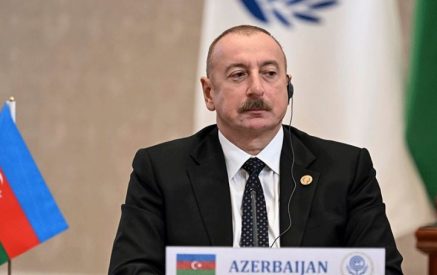 После того как ПАСЕ приостановила членство Азербайджана, Алиев обратился к Лиге арабских государств с просьбой вмешаться, чтобы восстановить статус Азербайджана