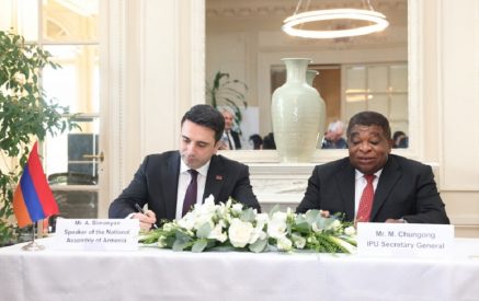 Ален Симонян и Мартин Чунгонг подписали соглашение в Женеве: 10-й Глобальный форум молодых парламентариев состоится в Ереване