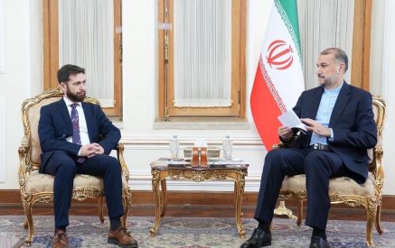 Обсужден широкий спектр вопросов, касающихся двусторонних отношений Армения-Иран