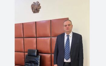 Директор ЗАО «Телевизионная и радиовещательная сеть Армении» освобожден от занимаемой должности