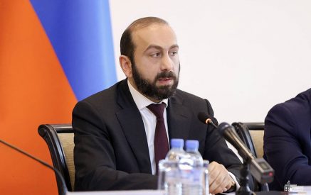 «Народ Республики Армения имеет европейские устремления, и мы будем руководствоваться этими стремлениями». Арарат Мирзоян