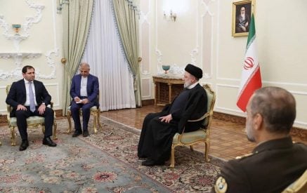 Сурен Папикян выразил соболезнования министру обороны Ирана