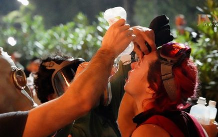 Газ и резиновые пули в первомайскую ночь: как в Тбилиси разгоняли протест против закона об иноагентах. JAMnews