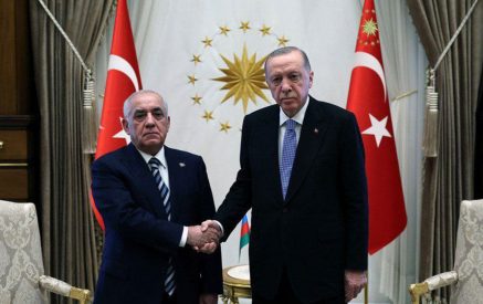 Эрдоган подчеркнул важность скорейшего подписания мирного соглашения между Арменией и Азербайджаном