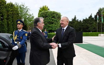 Азербайджан и Таджикистан подписали декларацию о стратегическом партнёрстве