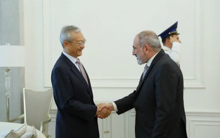 Пашинян принял генерального секретаря Шанхайской организации сотрудничества