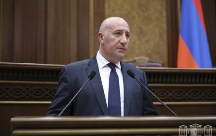 Парламент обсудил соглашение об углублении военно-технического сотрудничества между Арменией и Грецией