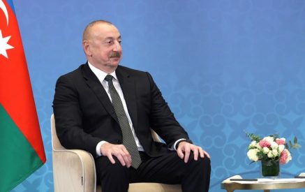 Алиев также утвердил регламент совместной деятельности комиссий по демаркации границы