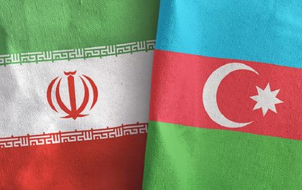Иран и Азербайджан проводят совместные учения