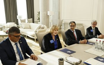 Пашинян принял президента организации Rotary International