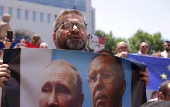 Когда память игнорируют. Почему Лавров обошёл стороной Цицернакаберд?
