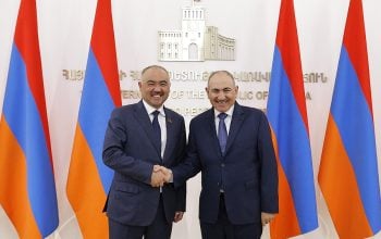 Пашинян и Тургунбек уулу обсудили развитие армяно-кыргызского сотрудничества