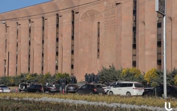 По обвинению во взяточничестве задержаны два должностных лица мэрии Еревана