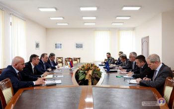 Начальник управления оборонной политики и международного сотрудничества МО РА и руководитель Директората НАТО по сотрудничеству в области обороны и безопасности высоко оценили уровень партнерства и подтвердили готовность к дальнейшему развитию сотрудничества