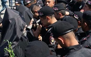 Церковь — «горизонтальна», государство — «вертикально»