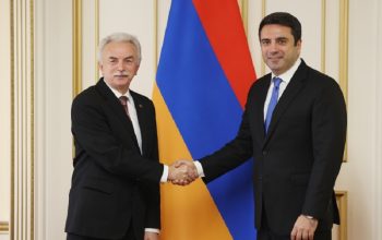 Ален Симонян обсудил с латвийской делегацией межпарламентские связи и региональные вопросы