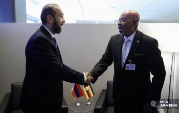Министры иностранных дел Армении и Уганды обменялись мнениями о региональных событиях