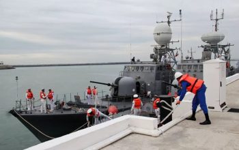 Военно-морские силы Ирана и Азербайджана провели учения в Каспийском море